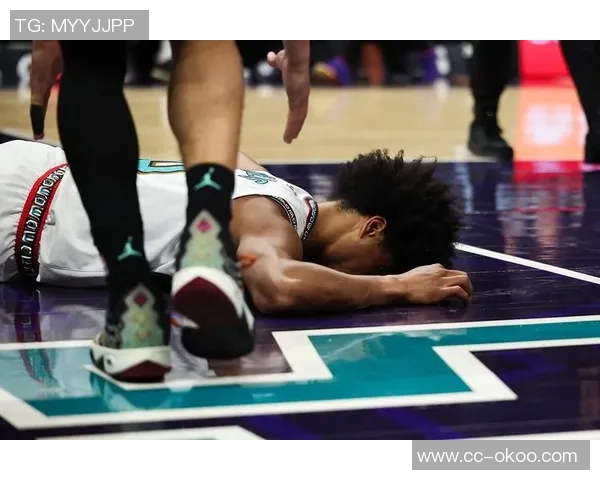 建议下载直播吧！韦尔斯对比赛延误一头雾水球迷们都去哪儿了