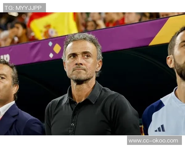 恩里克回应续约传闻称将保持私密性并指责假新闻干扰球队稳定 恩里克回应续约传闻称将保持私密性并指责假新闻干扰球队稳定